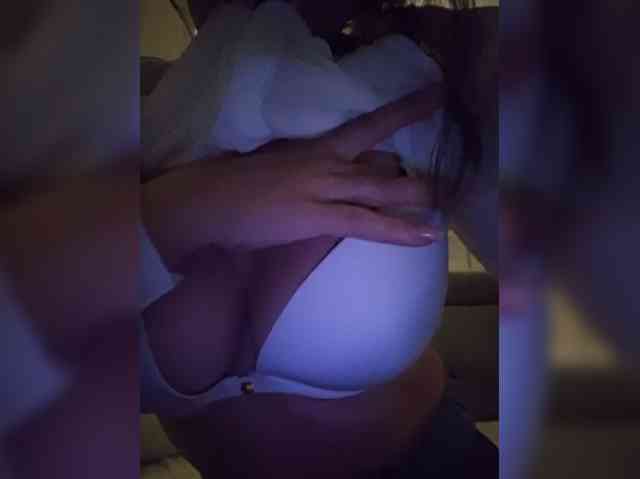 Model: Sophie_Sonne