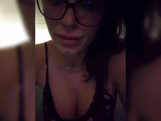 online porn chatroom SophieMary