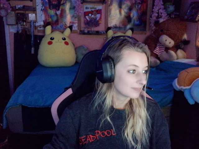YourSecretGirlFriend963 live cam preview