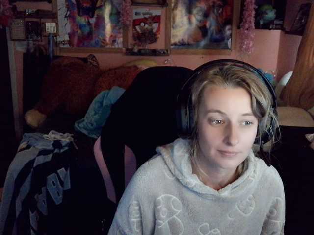 YourSecretGirlFriend963 live cam preview
