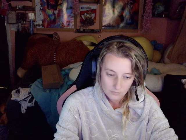 YourSecretGirlFriend963 live cam preview
