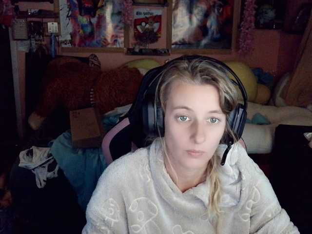 YourSecretGirlFriend963 live cam preview