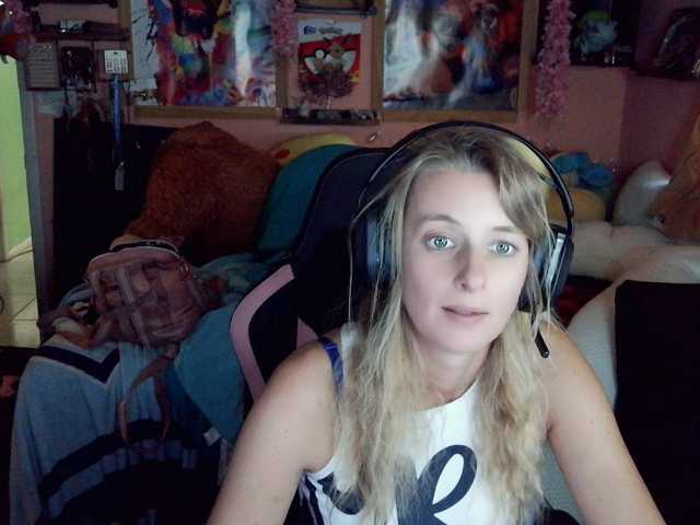 AsiaGoesPro, live now on BongaCams
