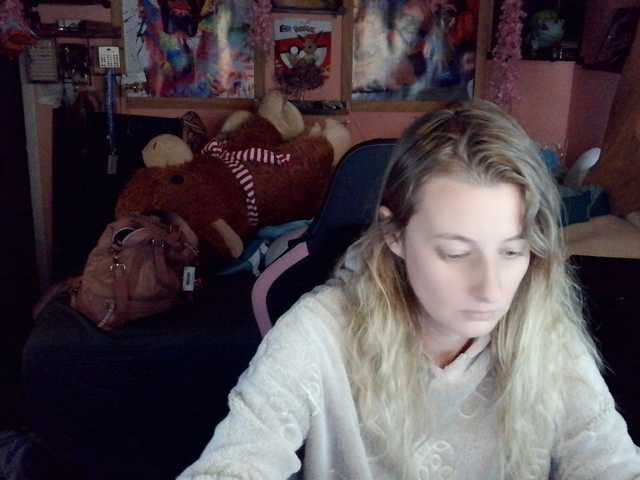 YourSecretGirlFriend963 webcam