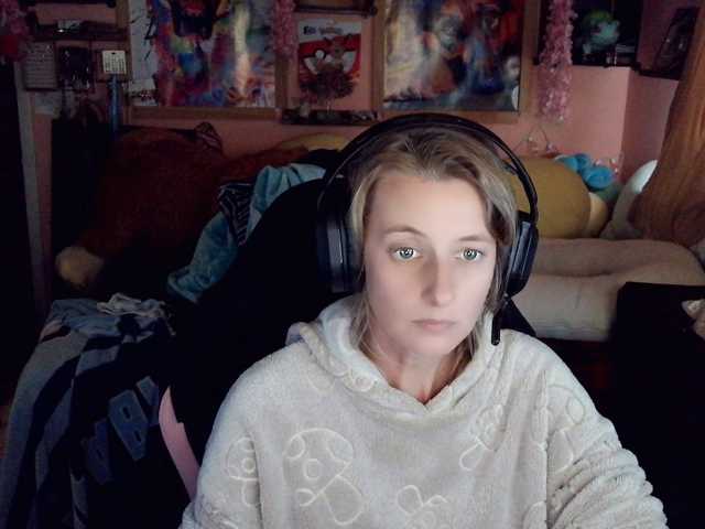 YourSecretGirlFriend963 live cam preview
