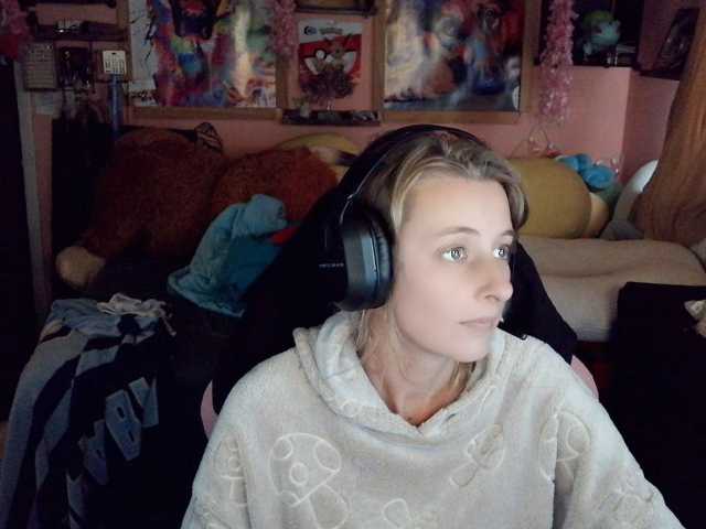 YourSecretGirlFriend963 live cam preview