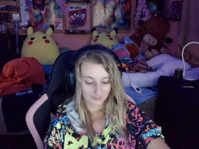YourSecretGirlFriend963 live cam on BongaCams