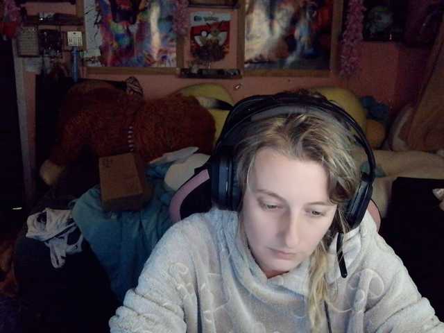 YourSecretGirlFriend963 live cam preview