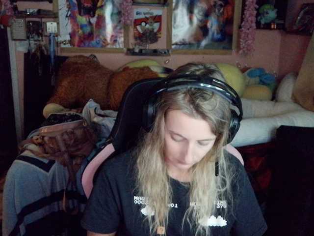 YourSecretGirlFriend963 live cam preview