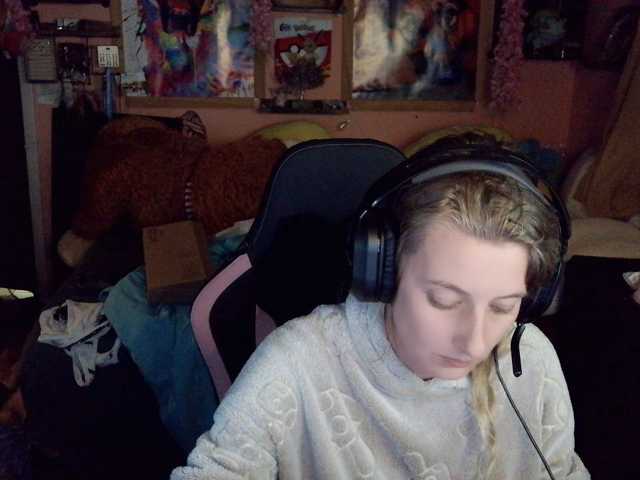 YourSecretGirlFriend963 live cam preview