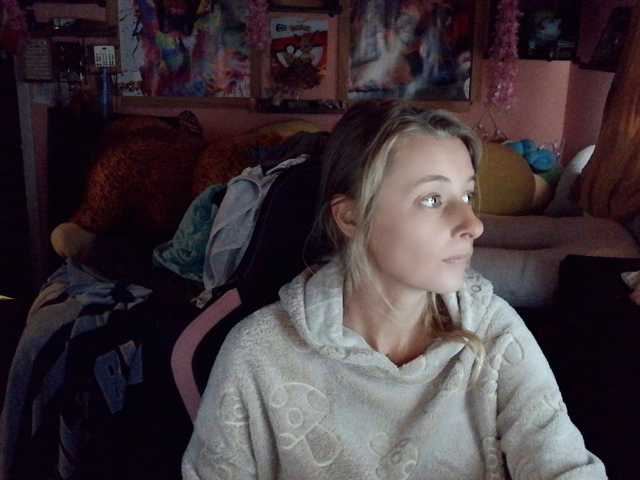 YourSecretGirlFriend963 live cam preview