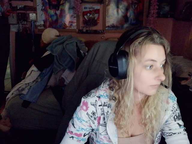 AsiaGoesPro live cam on BongaCams