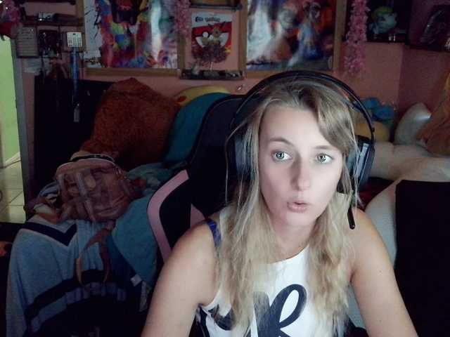 AsiaGoesPro live cam on BongaCams