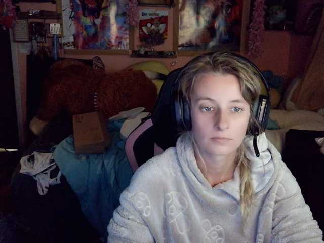 YourSecretGirlFriend963 live cam preview
