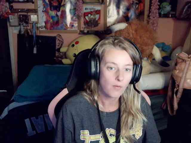 YourSecretGirlFriend963 webcam