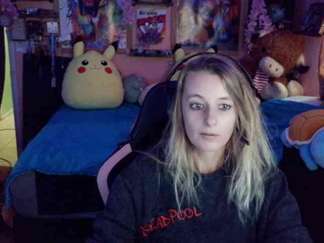 YourSecretGirlFriend963 webcam