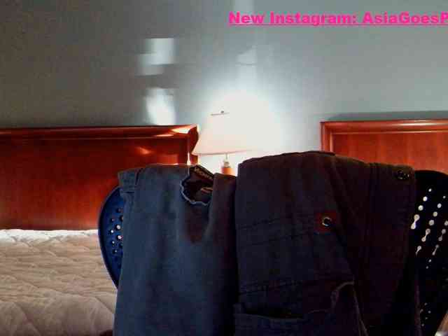YourSecretGirlFriend963 webcam