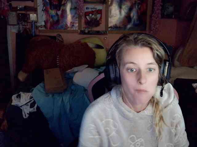 YourSecretGirlFriend963 webcam