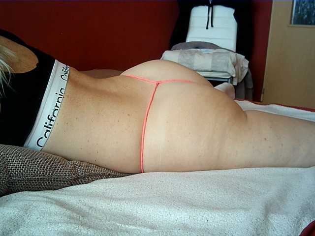 Makenzie007 live cam on BongaCams