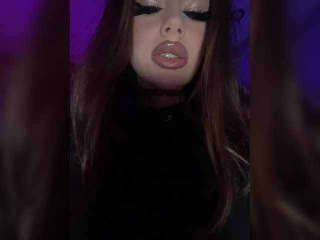 модель HotGirlEva