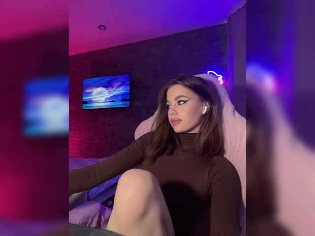 hotgirleva online