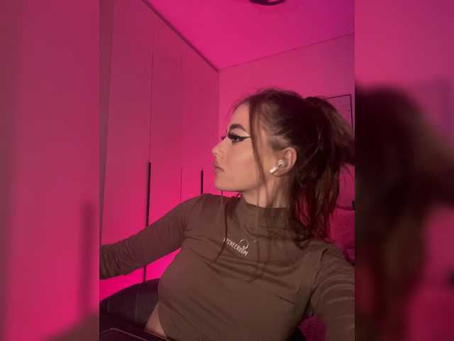 HotGirlEva