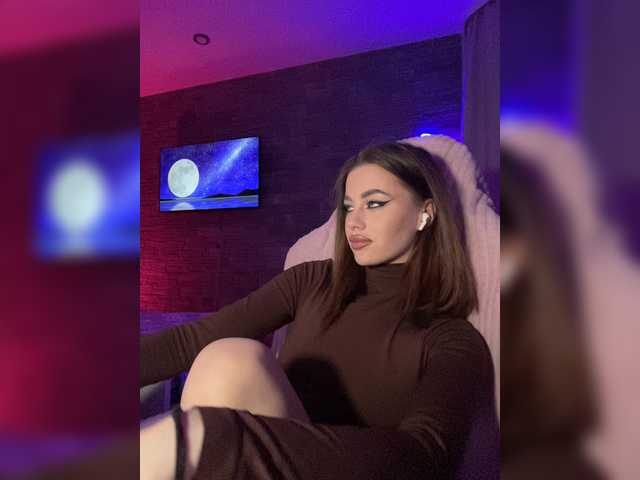 hotgirleva online