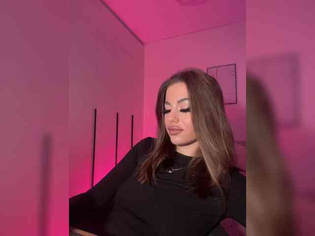 HotGirlEva