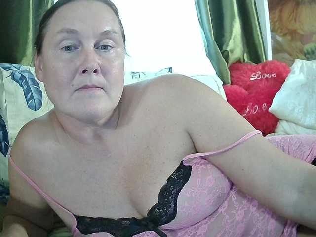 Yoursex2022 live cam on BongaCams