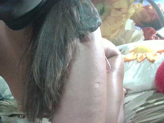 Yoursex2022 live cam on BongaCams
