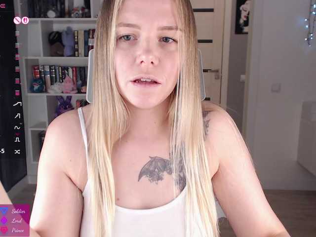 EmmaBryan live cam on BongaCams