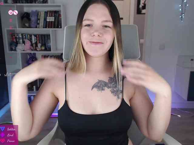 EmmaBryan webcam
