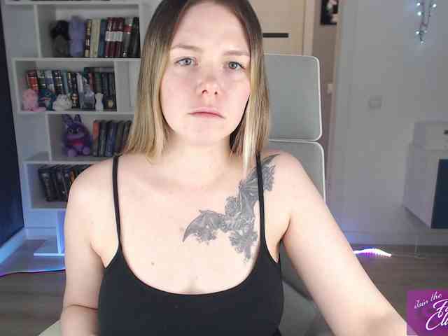 EmmaBryan webcam