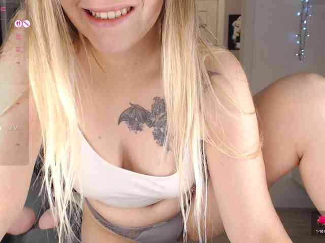 EmmaBryan webcam