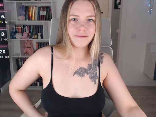 EmmaBryan webcam