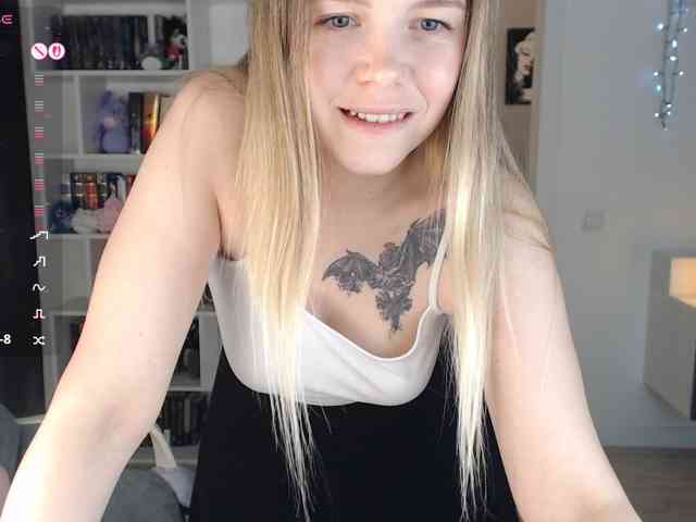 EmmaBryan webcam