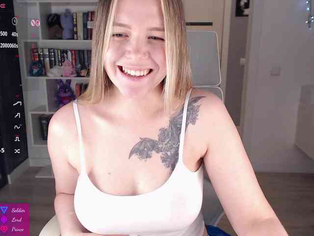 EmmaBryan webcam