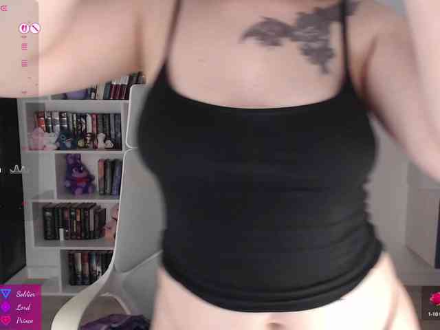 EmmaBryan webcam