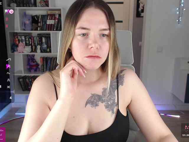 EmmaBryan webcam