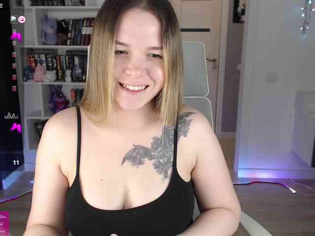 EmmaBryan webcam
