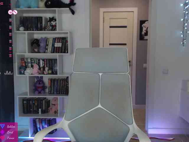 EmmaBryan webcam