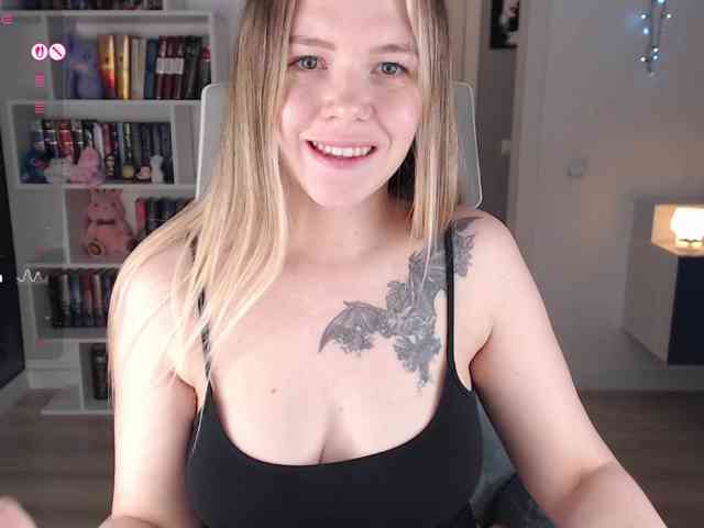 EmmaBryan webcam
