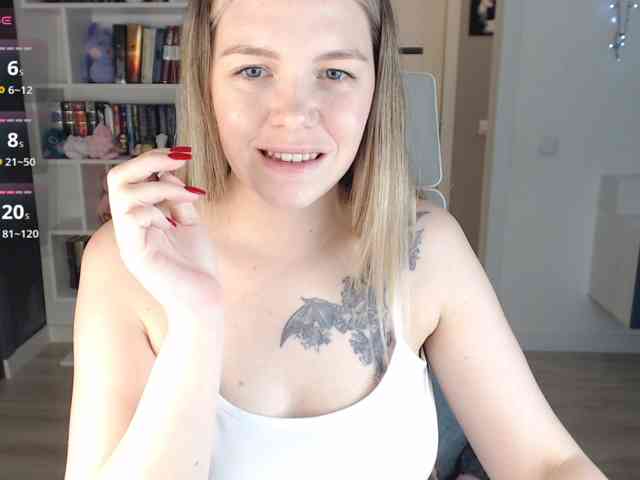 EmmaBryan webcam