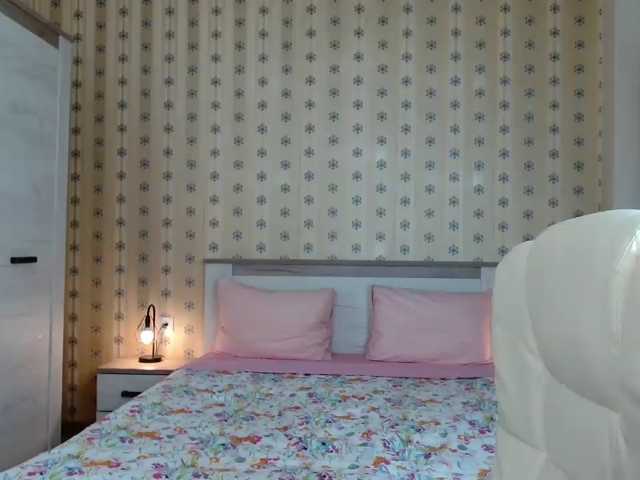 KellyEdith6 live cam preview