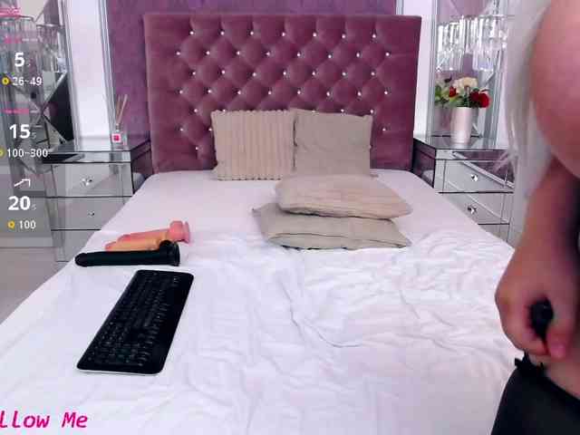 MiaMckenna webcam