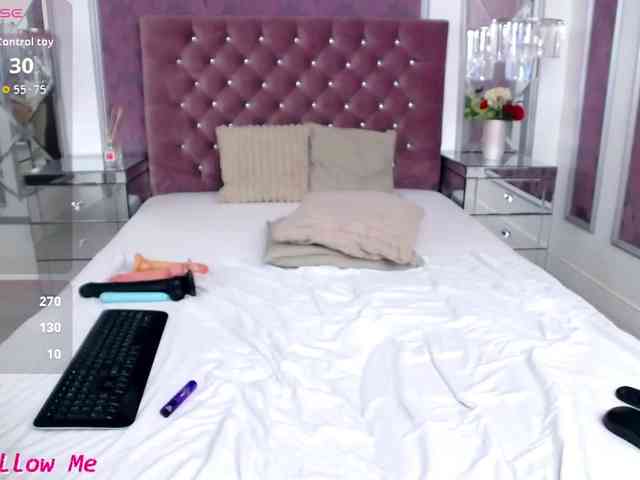 MiaMckenna