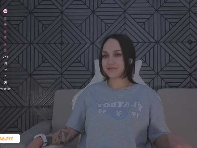 le modèle -lost- est en webcam porno dans un show sur le site bongacams, il possède les tags suivants: White/Caucasian,Brunette,Shaved