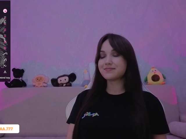 le modèle -lost- est en webcam porno dans un show sur le site bongacams, il possède les tags suivants: White/Caucasian,Brunette,Shaved