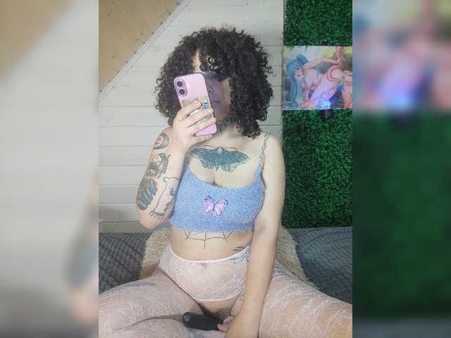 -alexis- live cam on BongaCams