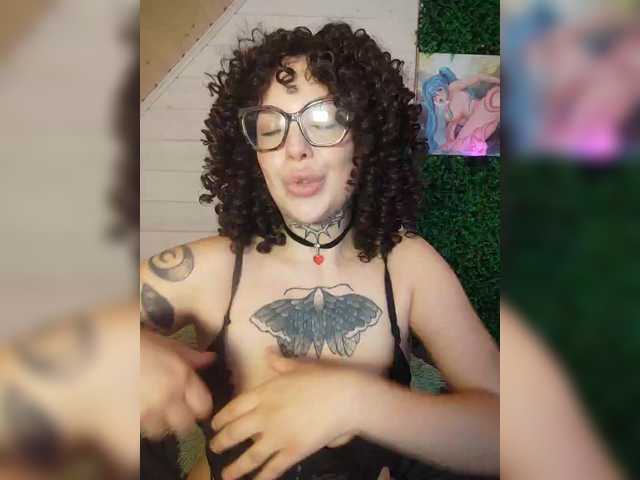 -alexis- live cam on BongaCams